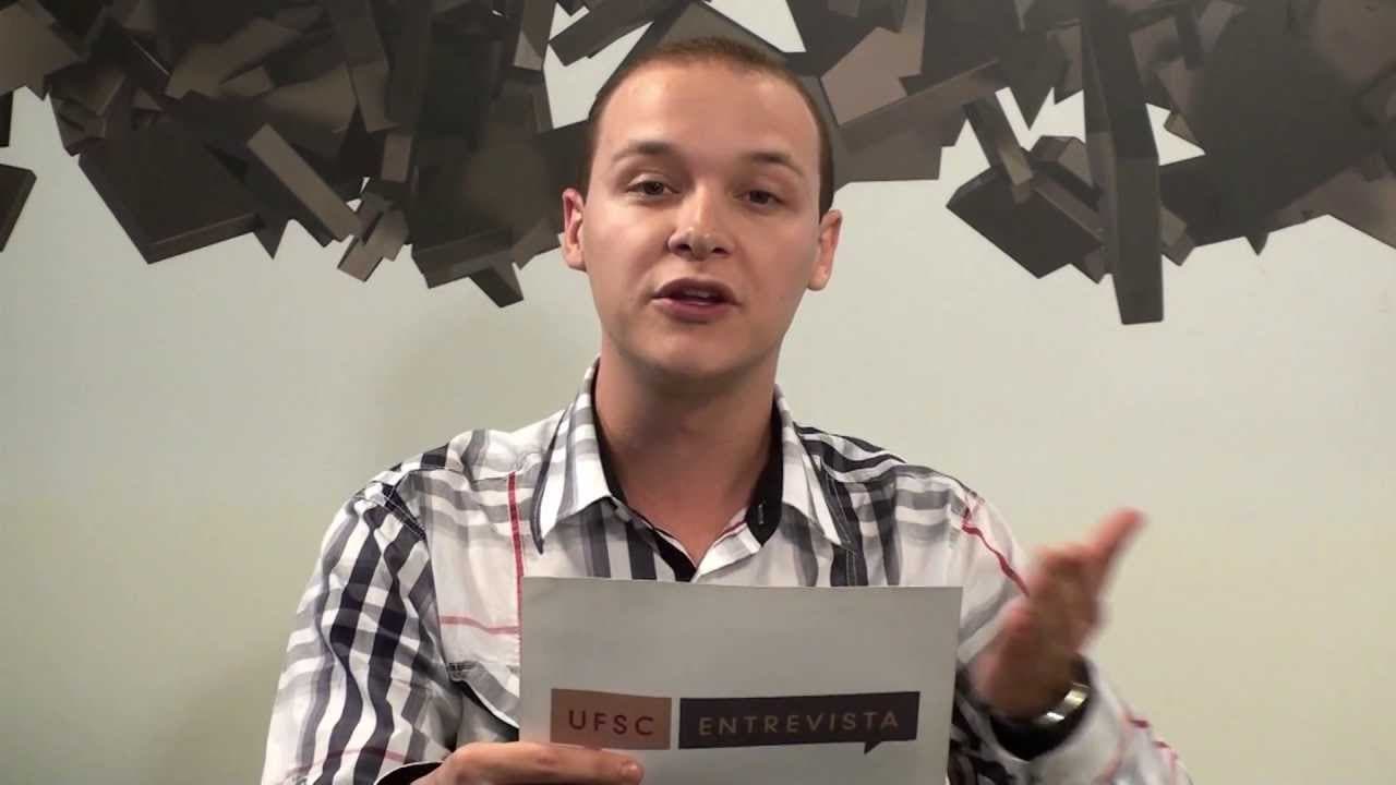 Thumbnail: UFSC Entrevista - Vida e obra de Antoine de Saint-Exupéry (1 de 3)