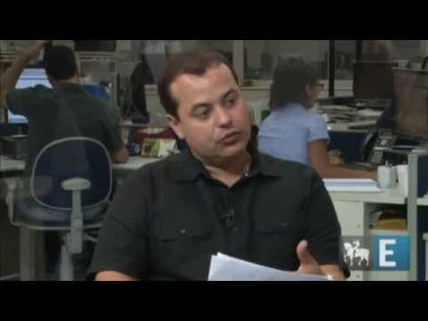 Thumbnail da aula: FUVEST 2013: Professor resolve questões de química