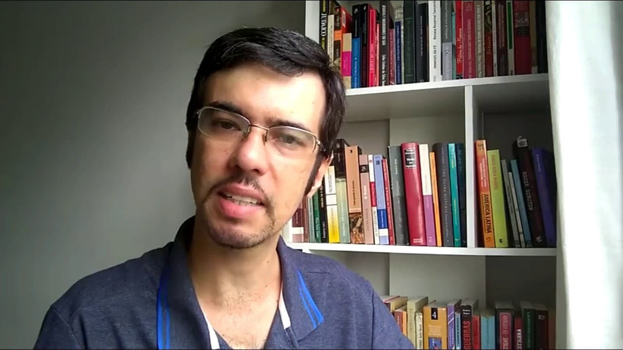 Thumbnail: Totalitarismo - ENEM 2009
