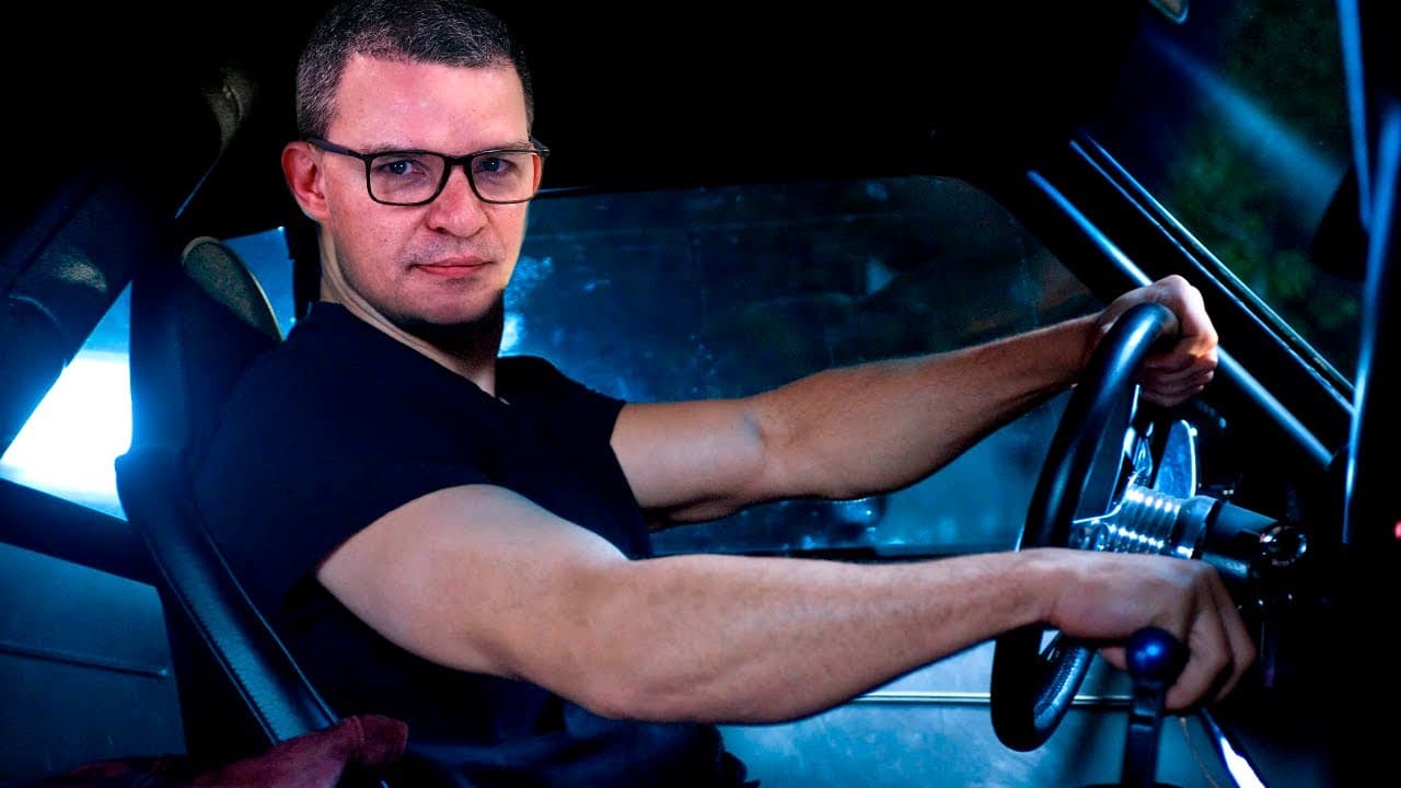 Thumbnail: Fórmulas do MUV: aprenda a utilizar para DETONAR no ENEM